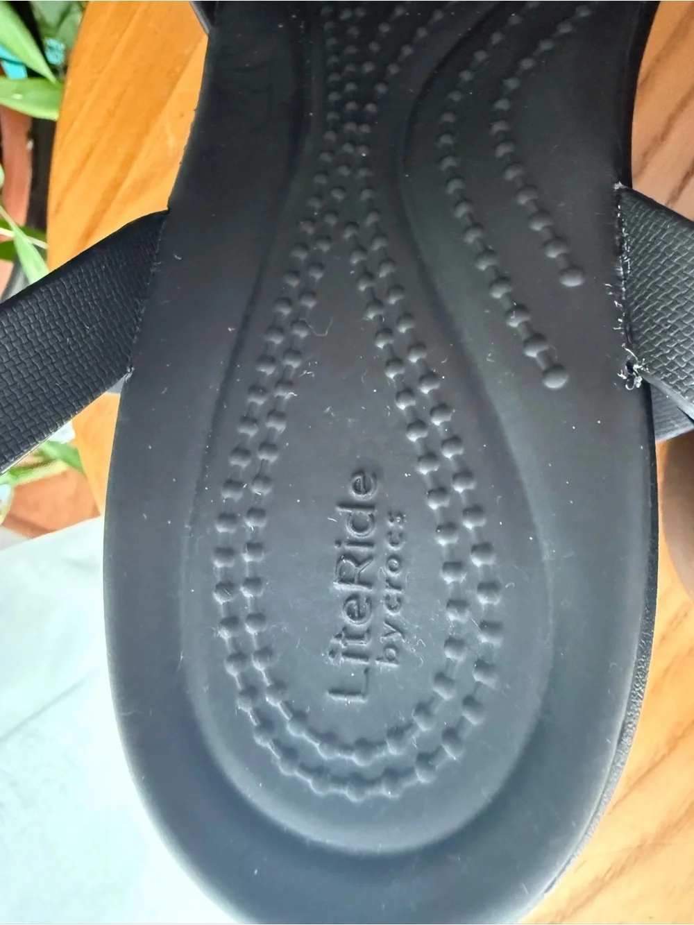 Crocs LiteRide Black Platform Wedge Sandals Women’s Size 6